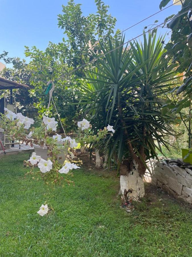 Отель Sofis Garden Кавала Экстерьер фото